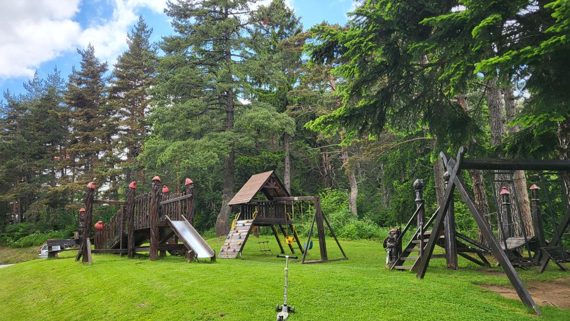 Pinewood Ang Apartment, Semiramida Borovets Hills エクステリア 写真